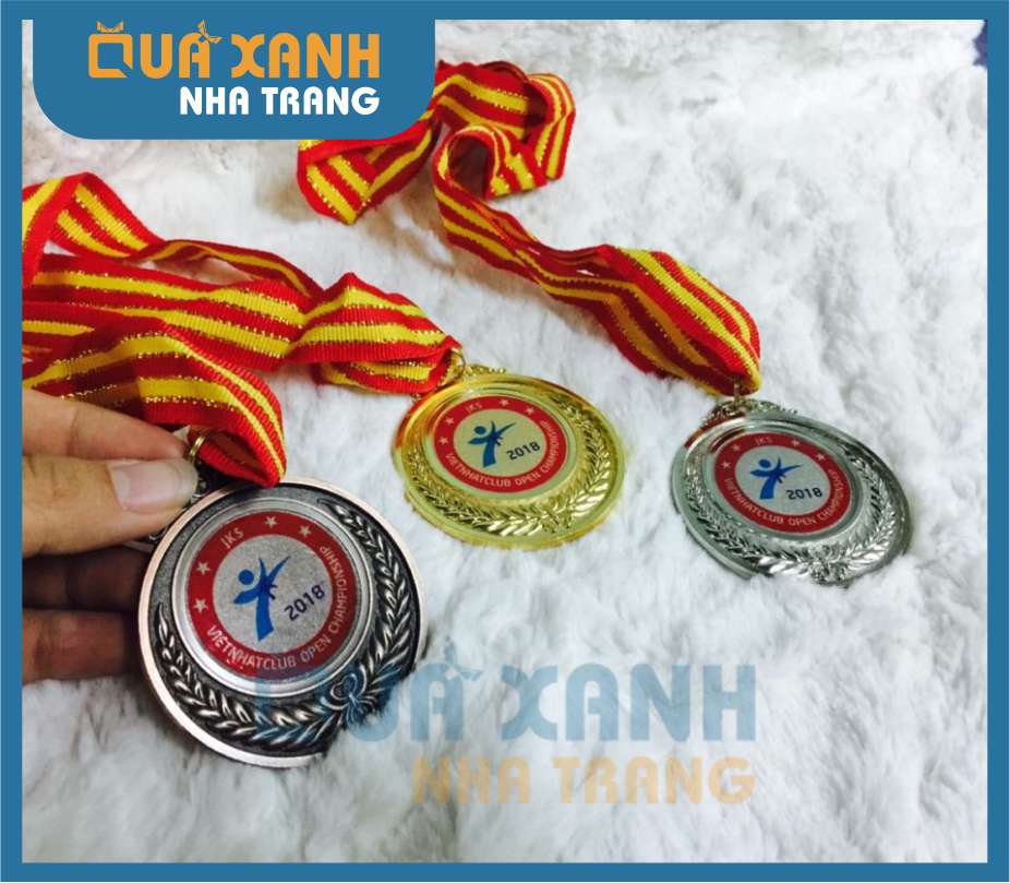 Huân Chương Kim Loại Vinh Danh